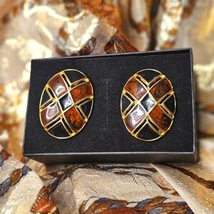 Vintage Premier Gold Tone and Deep Brown Clip On Earrings